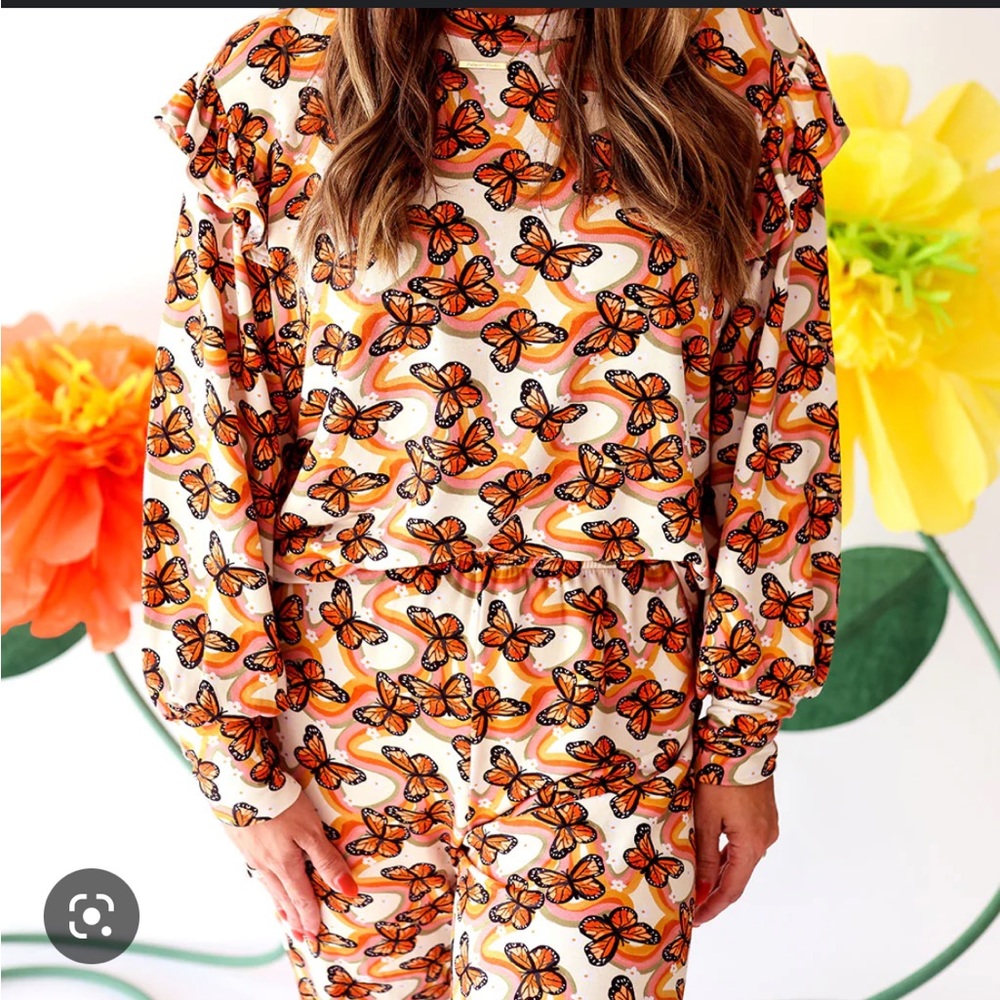 Posh Peanut Cream Orange Butterfly Print Long Sleeve Top